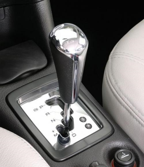 تعمیر گیربکس اتوماتیک پژو 206